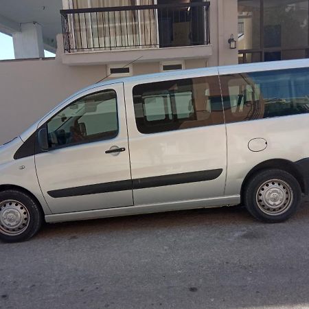 Faros Apartments Artemida  Dış mekan fotoğraf