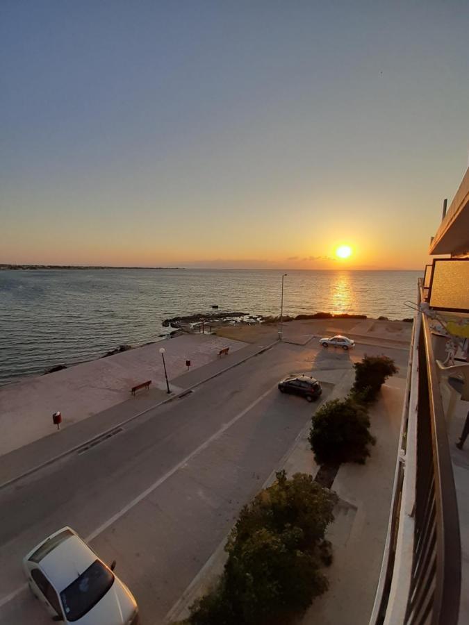 Faros Apartments Artemida  Dış mekan fotoğraf