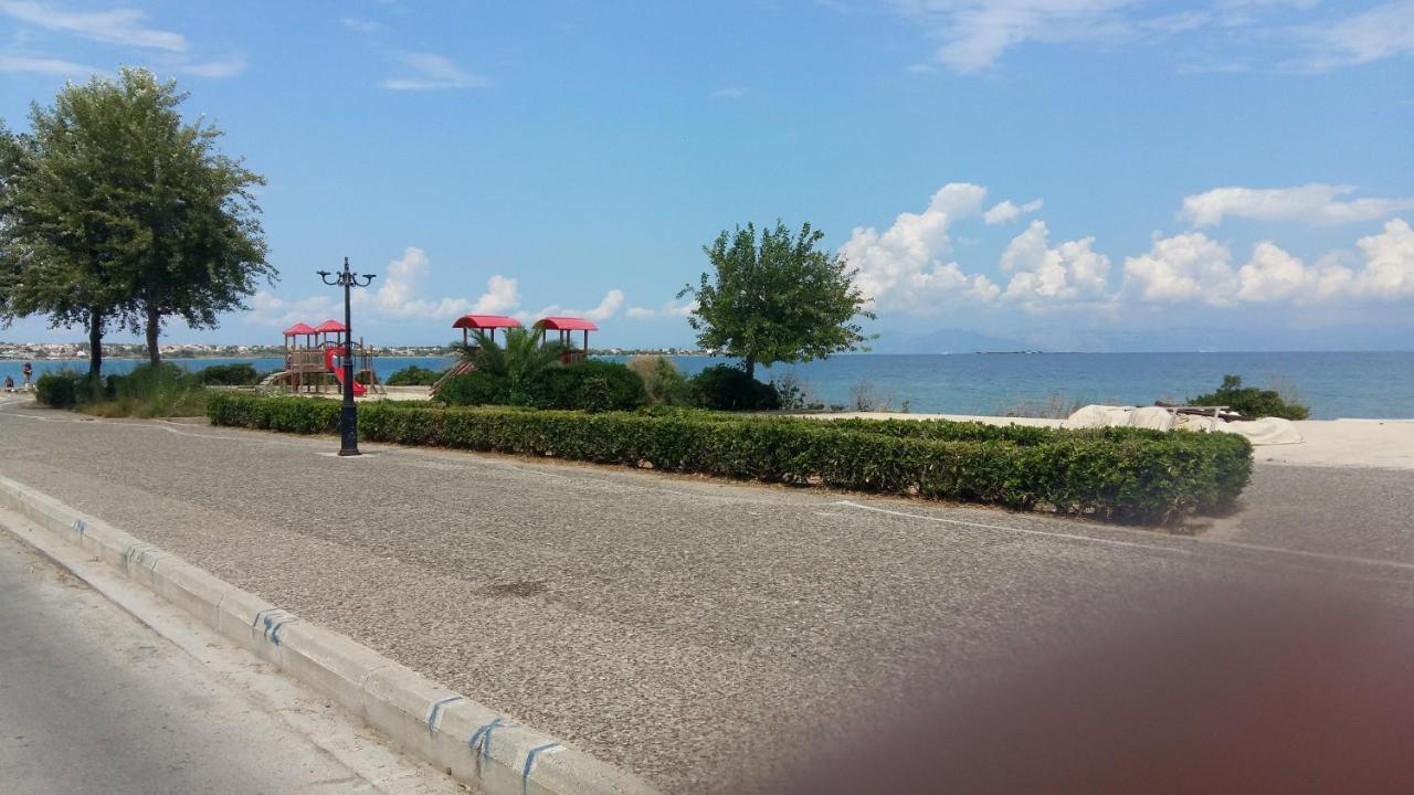 Faros Apartments Artemida  Dış mekan fotoğraf