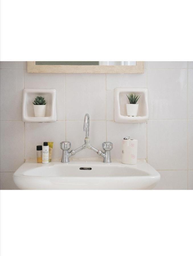 Faros Apartments Artemida  Dış mekan fotoğraf