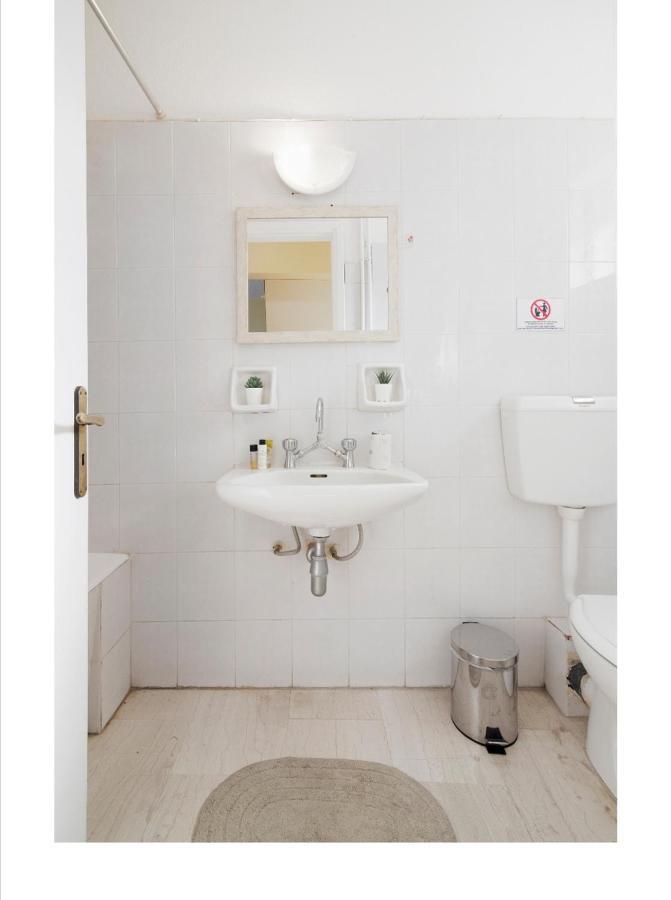 Faros Apartments Artemida  Dış mekan fotoğraf
