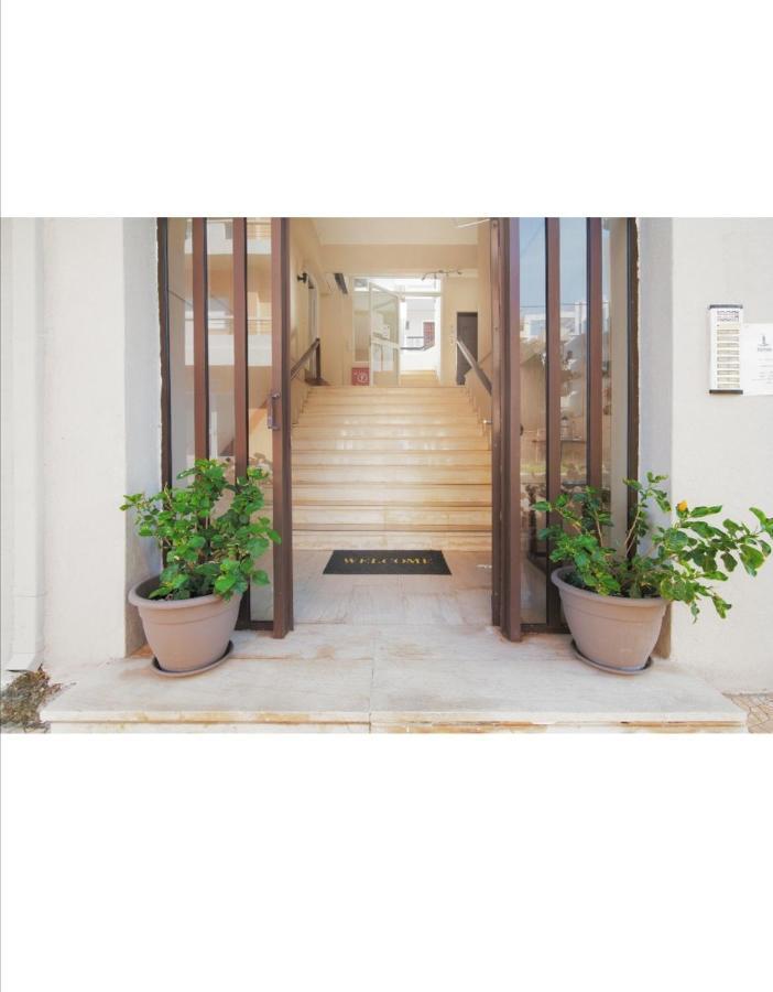 Faros Apartments Artemida  Dış mekan fotoğraf